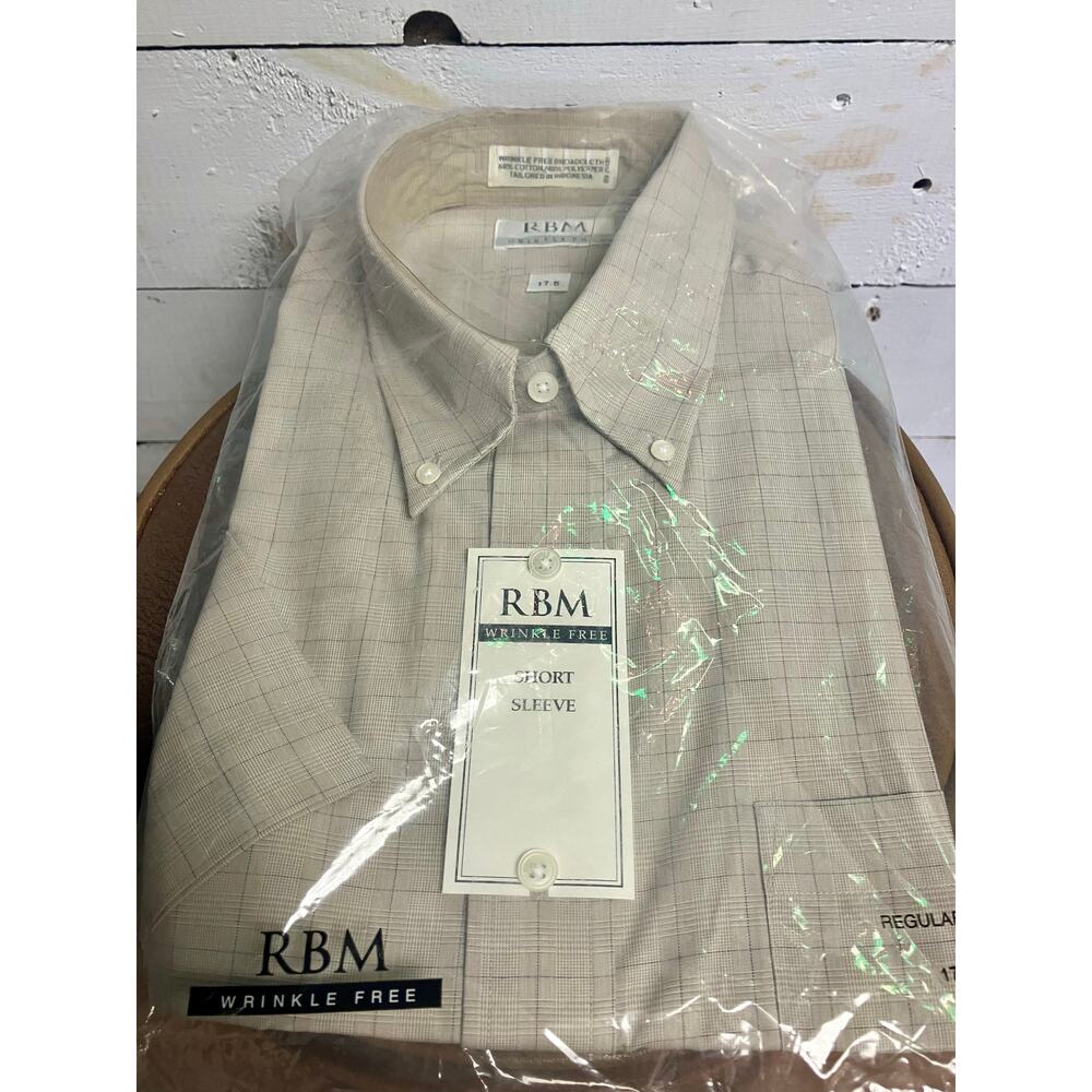 RBM Short Sleeve Button-up Shirt Size 17.5.